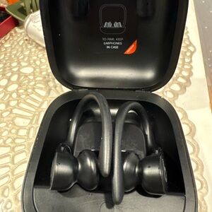 Beats power Beats Pro Black Wireless Earphones